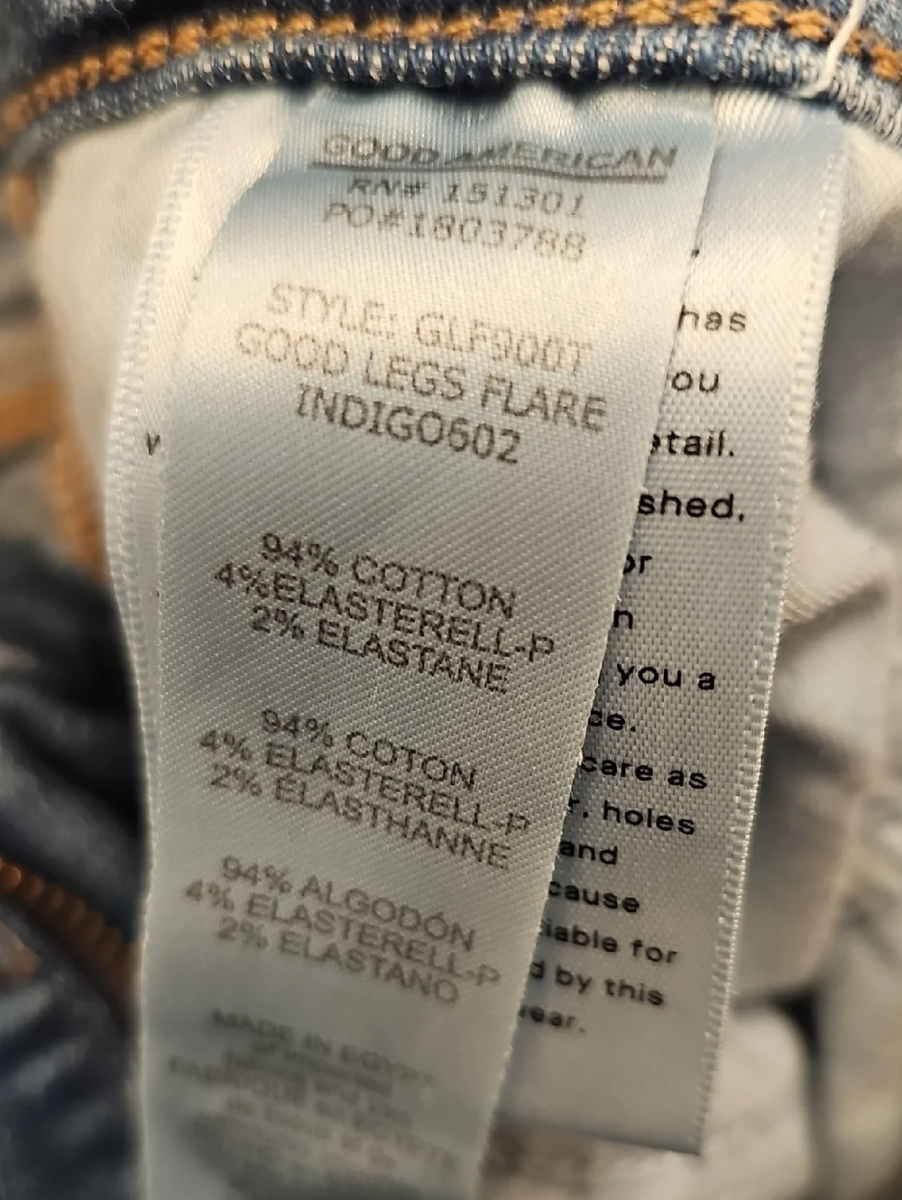 Good American Good Legs Flare Jeans - Picture 5 of 5